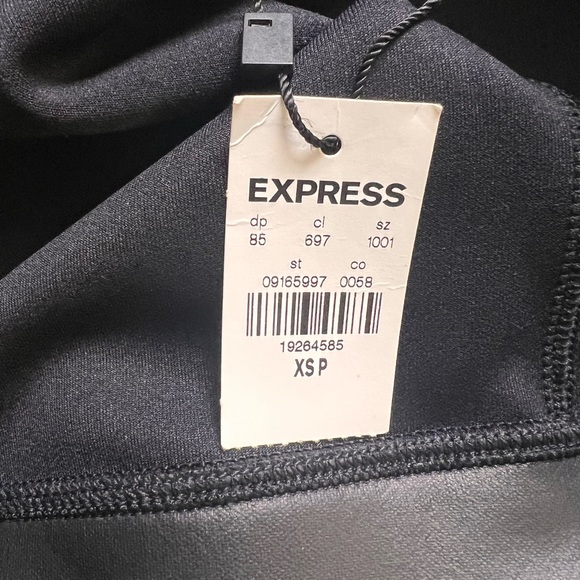 Express faux leather leggings - Picture 3 of 4